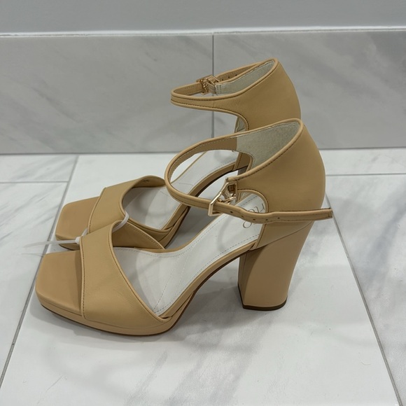 NEW! Franco Sarto Beige Leather Dima Heels- Size 9 👠 - Picture 7 of 17